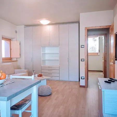Apartman Perarolo *