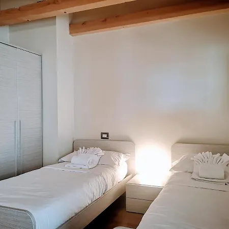 Perarolo 아파트 *